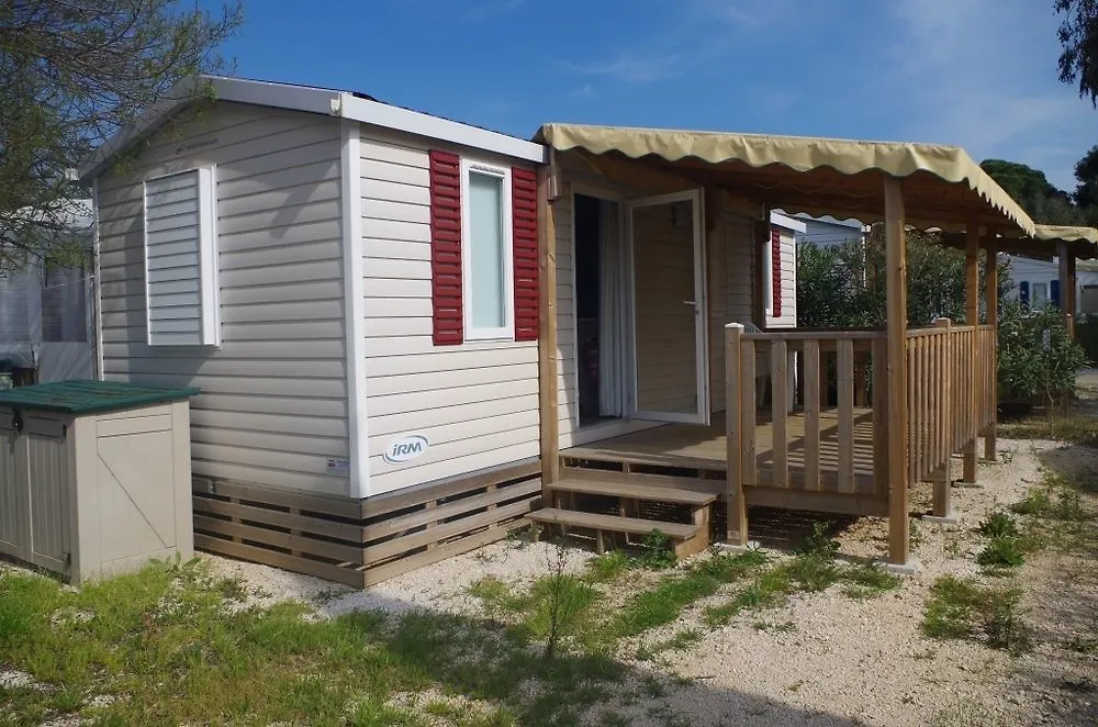 Azur Soleil - Les Pins Maritimes - Campground Costebelle