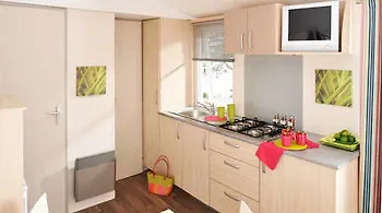 Hotel Azur Soleil - Les Pins Maritimes - Campground Costebelle