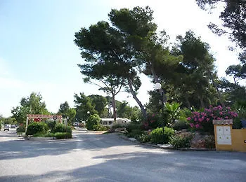 Azur Soleil - Les Pins Maritimes - Campground Costebelle